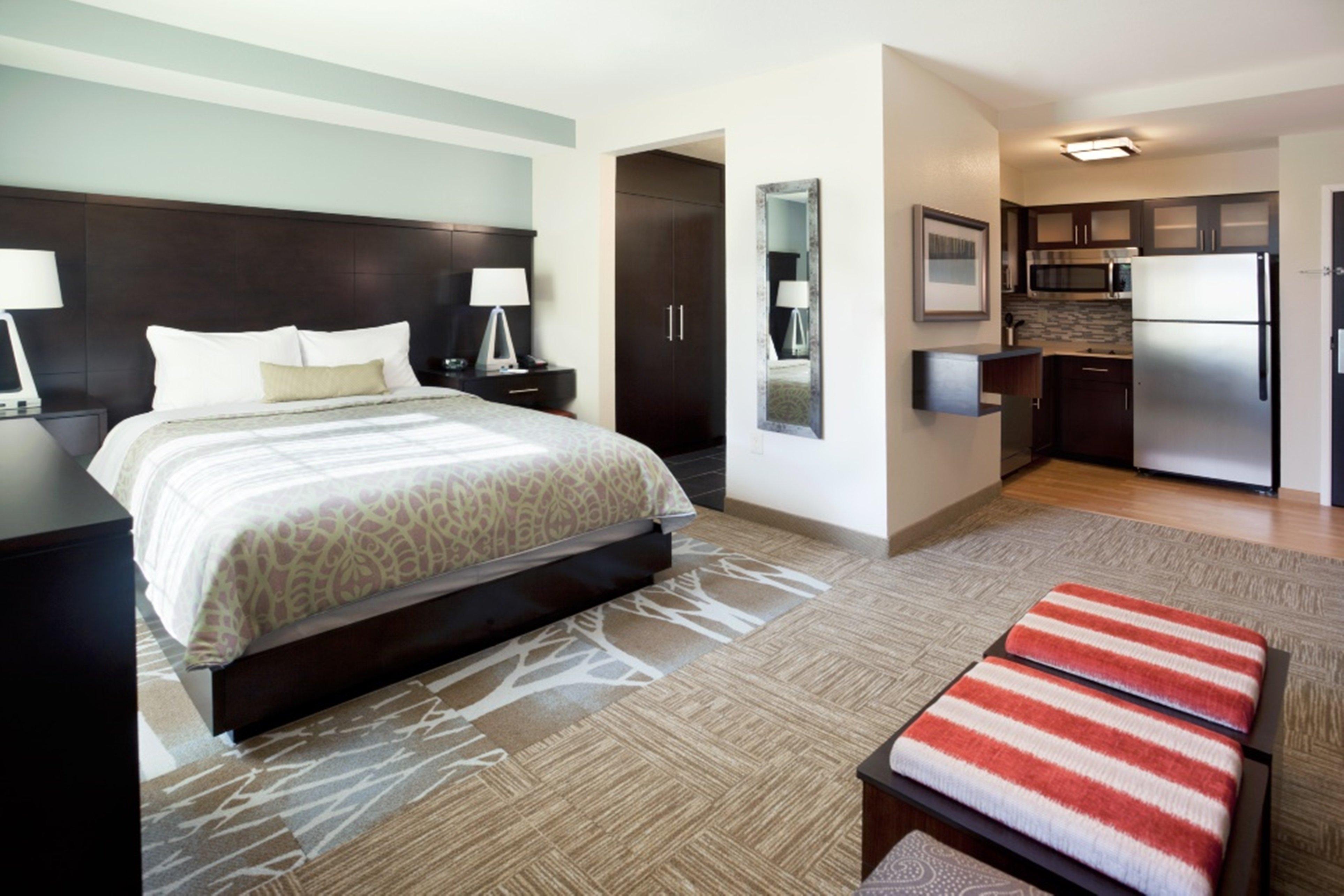 Staybridge Suites Dearborn By Ihg Ngoại thất bức ảnh